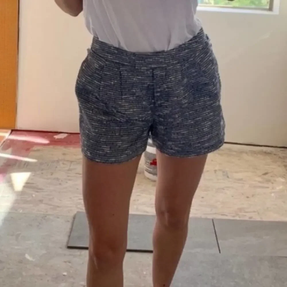 Nordstrom 1.‎ State nubby blue and white Fringe shorts size 2 new!!!